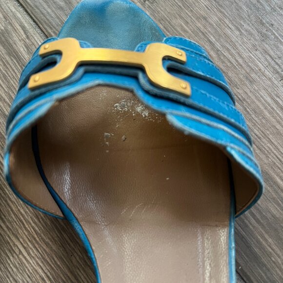 ✨Authentic✨ Hermès Pale Gold “H” Logo Low-Heel Sandals - Picture 3 of 6